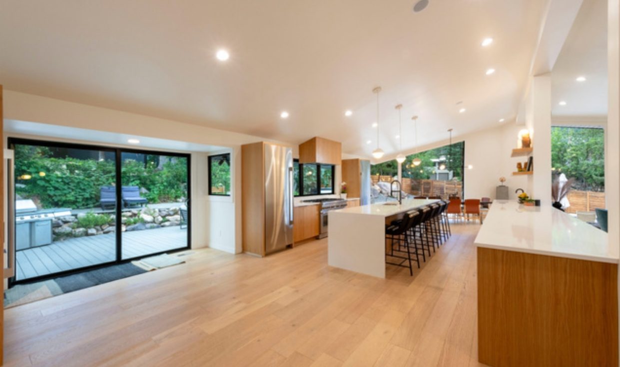 Adonis Abode — Citizen Builders
