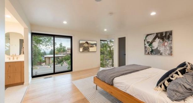 Adonis Abode — Citizen Builders