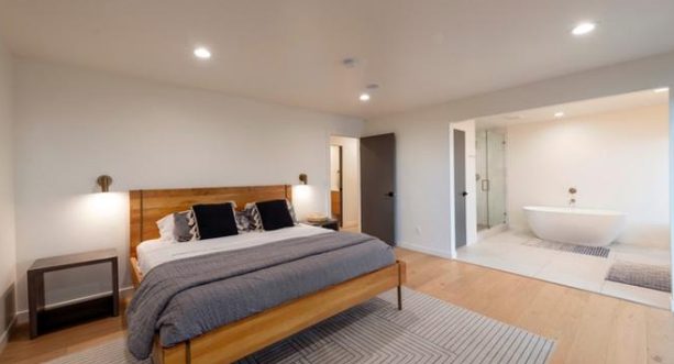 Adonis Abode — Citizen Builders