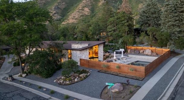 Adonis Abode — Citizen Builders