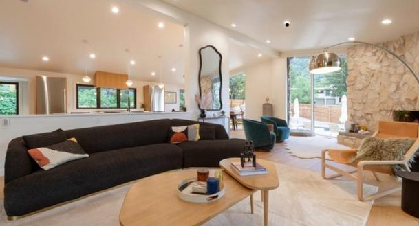 Adonis Abode — Citizen Builders