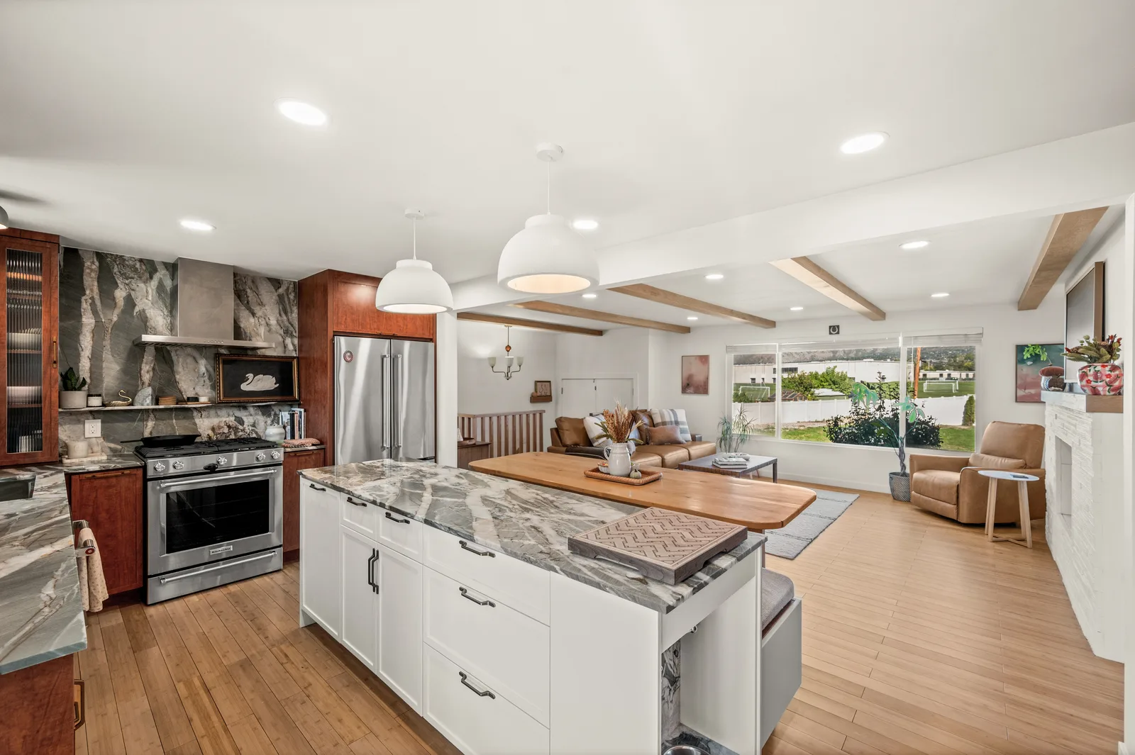 Edgewood Residence, Citizen Builders