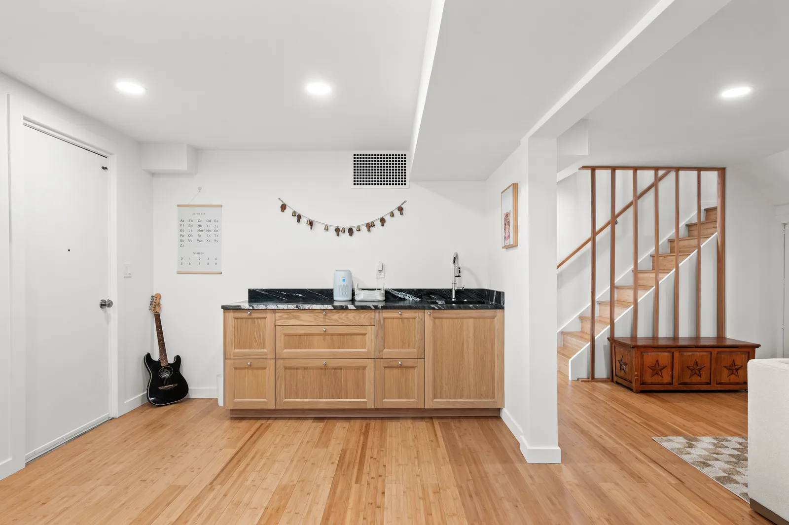 Edgewood Residence, Citizen Builders