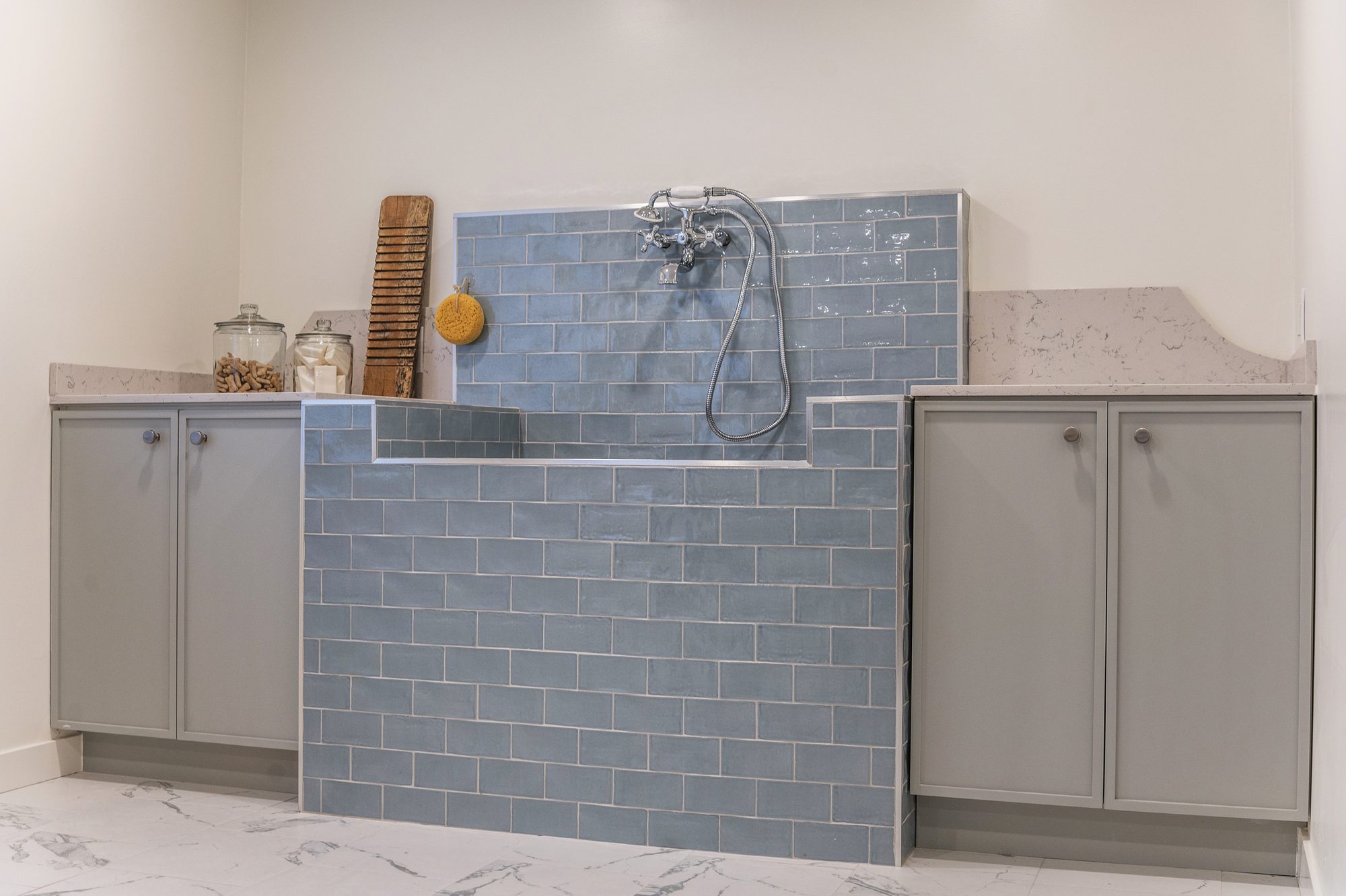 Sutton Residence, Citizen Builders