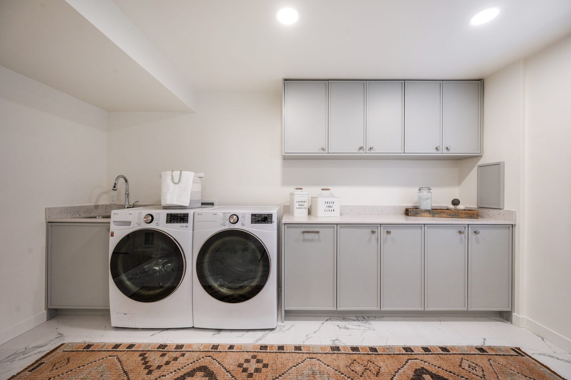 Sutton Residence, Citizen Builders